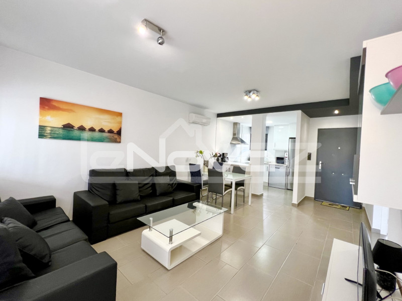 Precioso bungalow de esquina para alquiler vacacional e invierno en La Zenia. #914