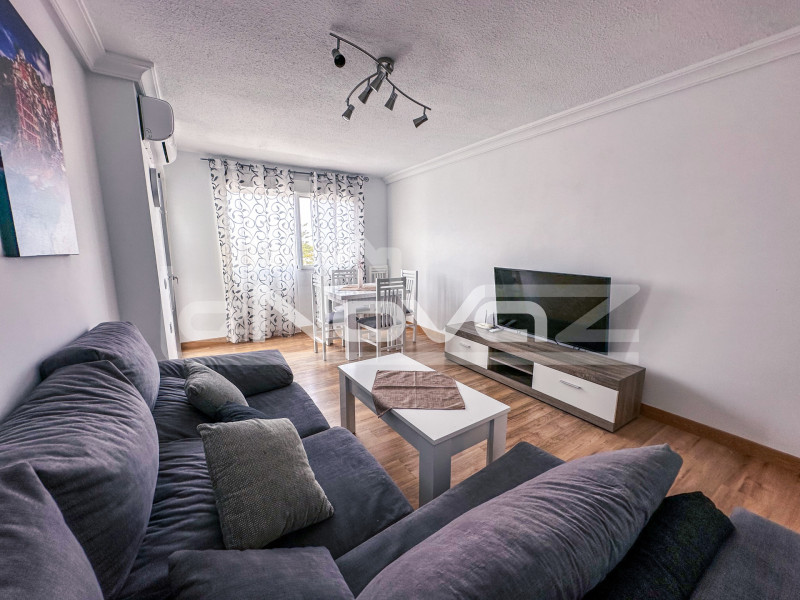 Oszałamiający penthouse z 3 sypialniami z solarium i widokiem na morze.. #954
