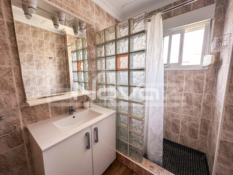 Oszałamiający penthouse z 3 sypialniami z solarium i widokiem na morze.. #954
